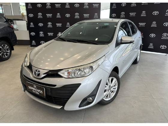 TOYOTA YARIS 1.5 16V FLEX SEDAN XL PLUS TECH MULTIDRIVE TOYOTA YARIS 1.5 16V FLEX SEDAN XL PLUS TECH MULTIDRIVE